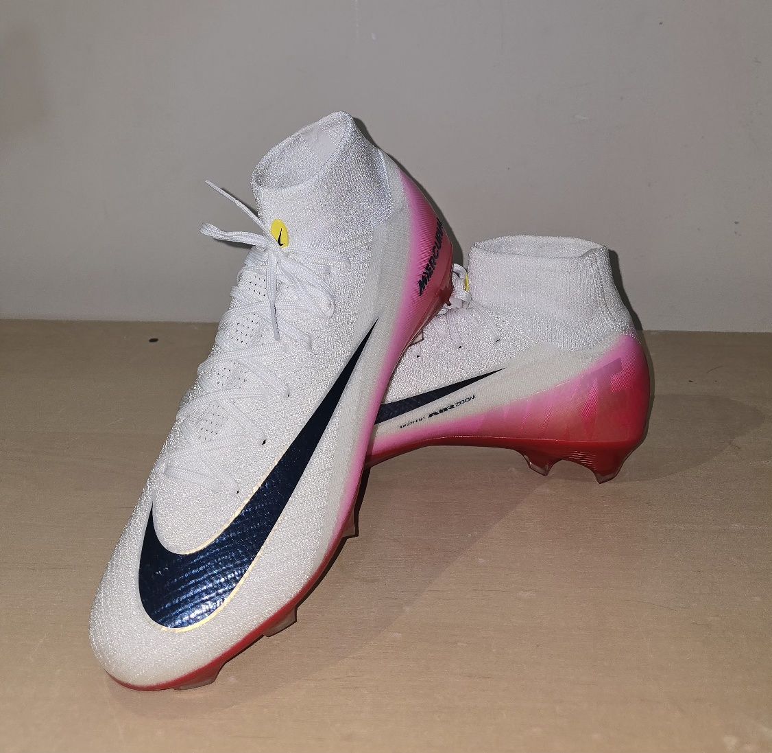 Air Zoom football butsi qulay va chiroyli