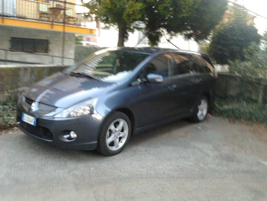 Mitsubishi Grandis