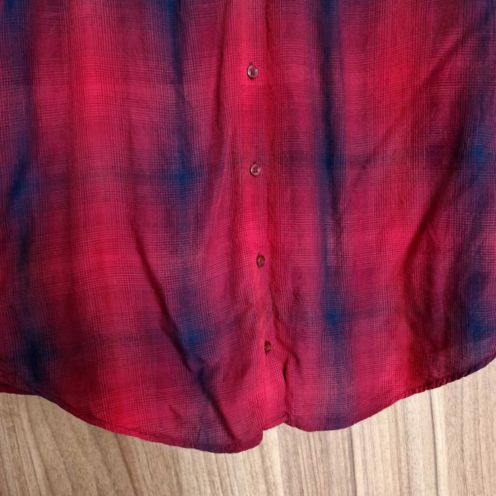 Cămașă în carouri Sisley – stil casual-chic, mărime S