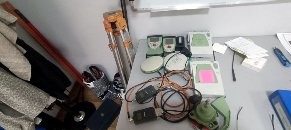 Продам GPS Leica база+ровер Gs 10,GS 14, GS 08 Plus, Ts 06,Ts02,ts09