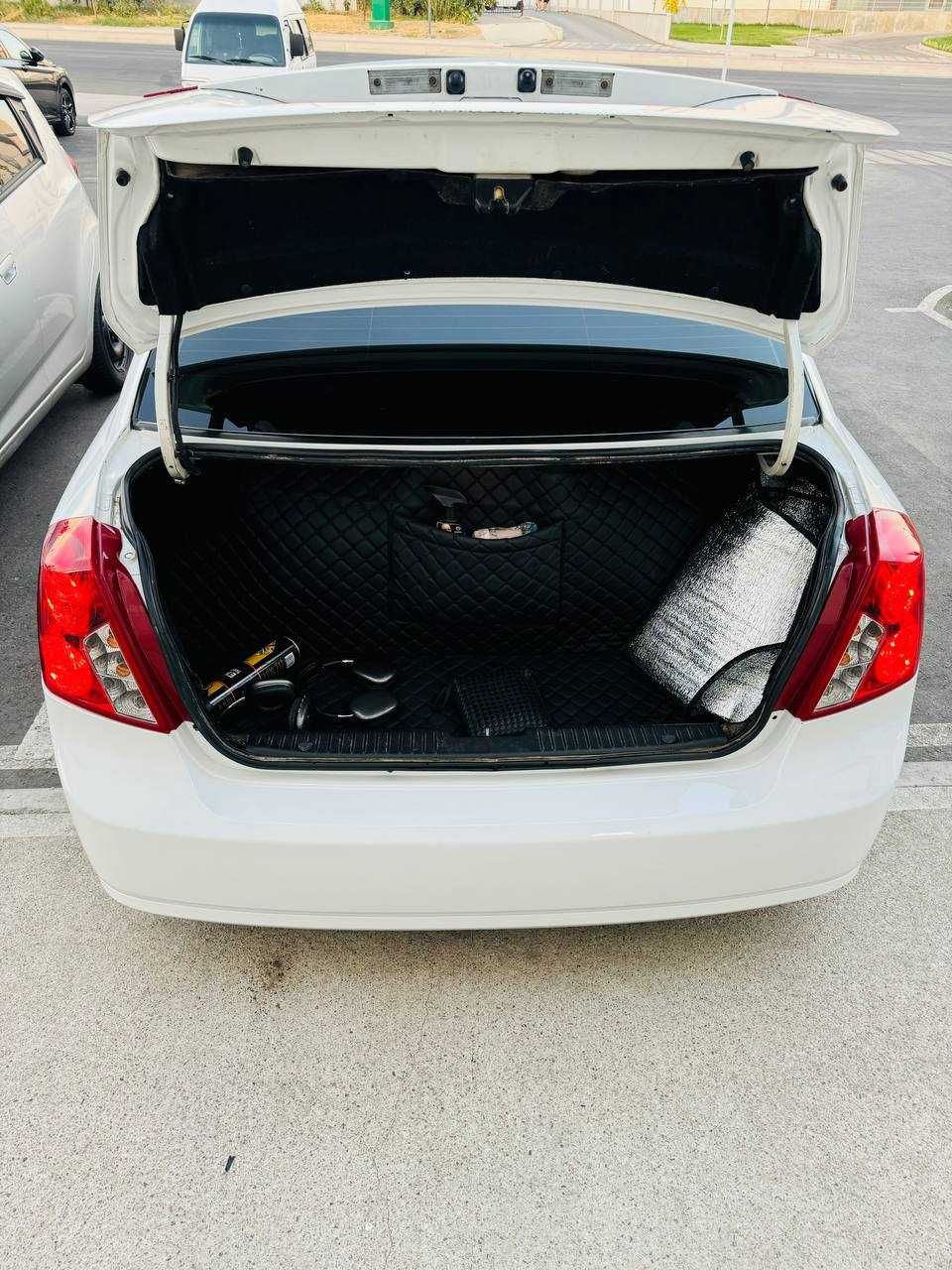 LACETTI 1.8 Наваротлари бор   2011  - йил Позиция -2