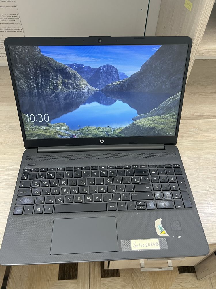 Ноутбук HP 250 /8 идеал холатда