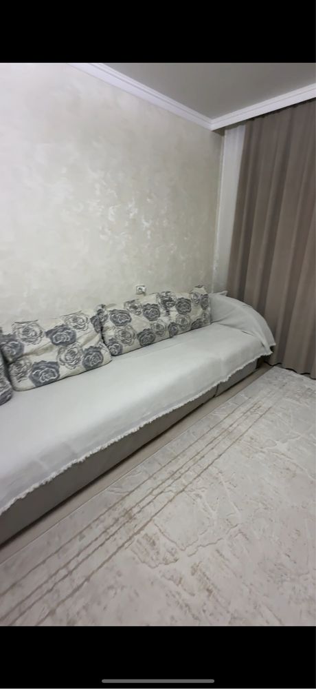 Диван б/у с креслом срочно