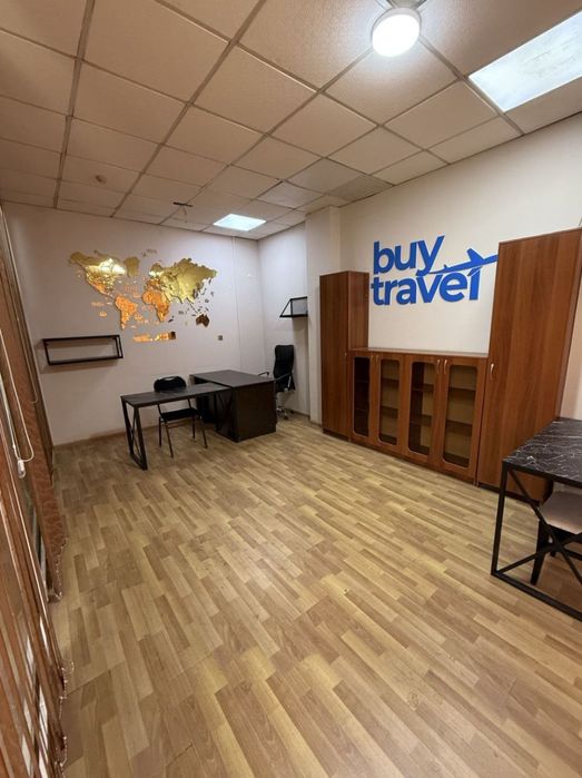 Торговый Центр Чиланзар сдаётся офис с  мебелью с доступом 24/7