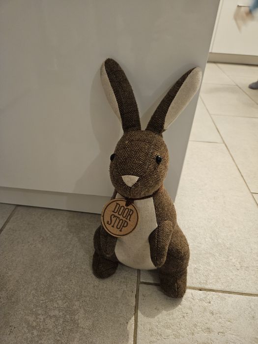 Iepuras door stop