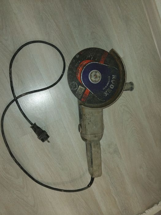 Продам болгарку.