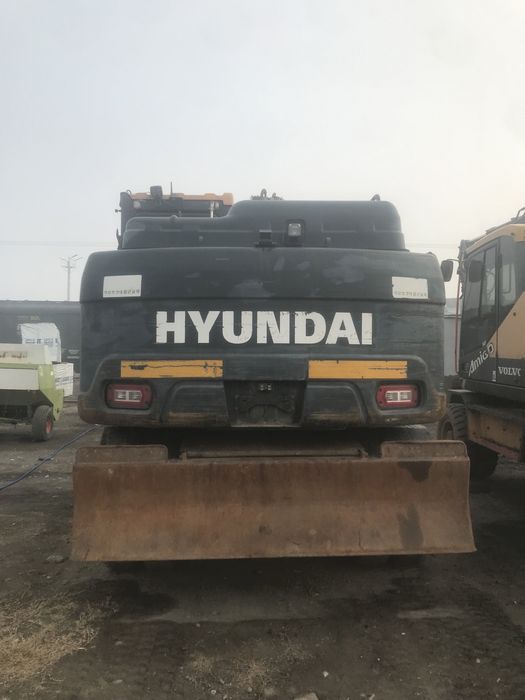 Ekskavator Hyundai HW145 Yili2018