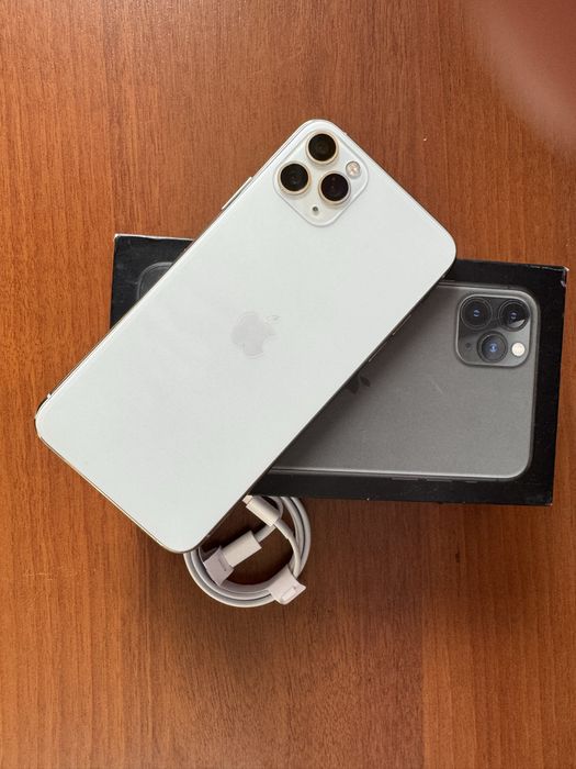 Iphone 11 pro max  256g  akb 100%