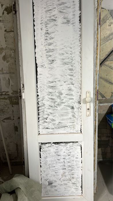 Продам три двери