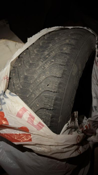 Продам шины 225/65R17 Goodyear