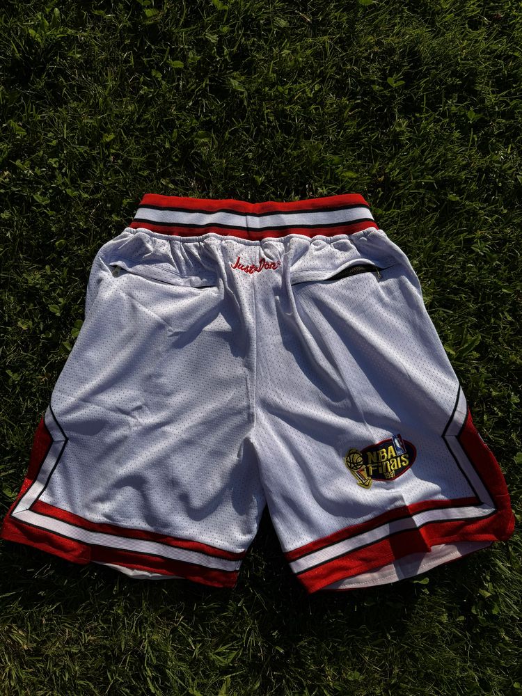 Pantaloni scurti nba