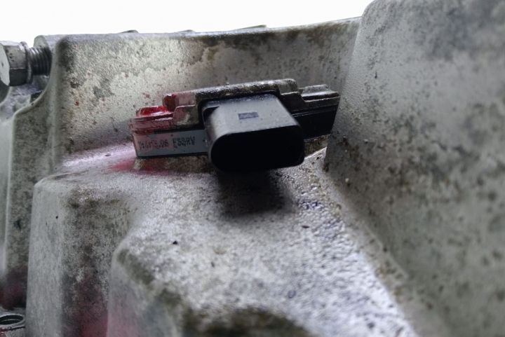 Baie ulei   cu senzor 2.5 tdi 070103603 Volkswagen VW Transporter T5