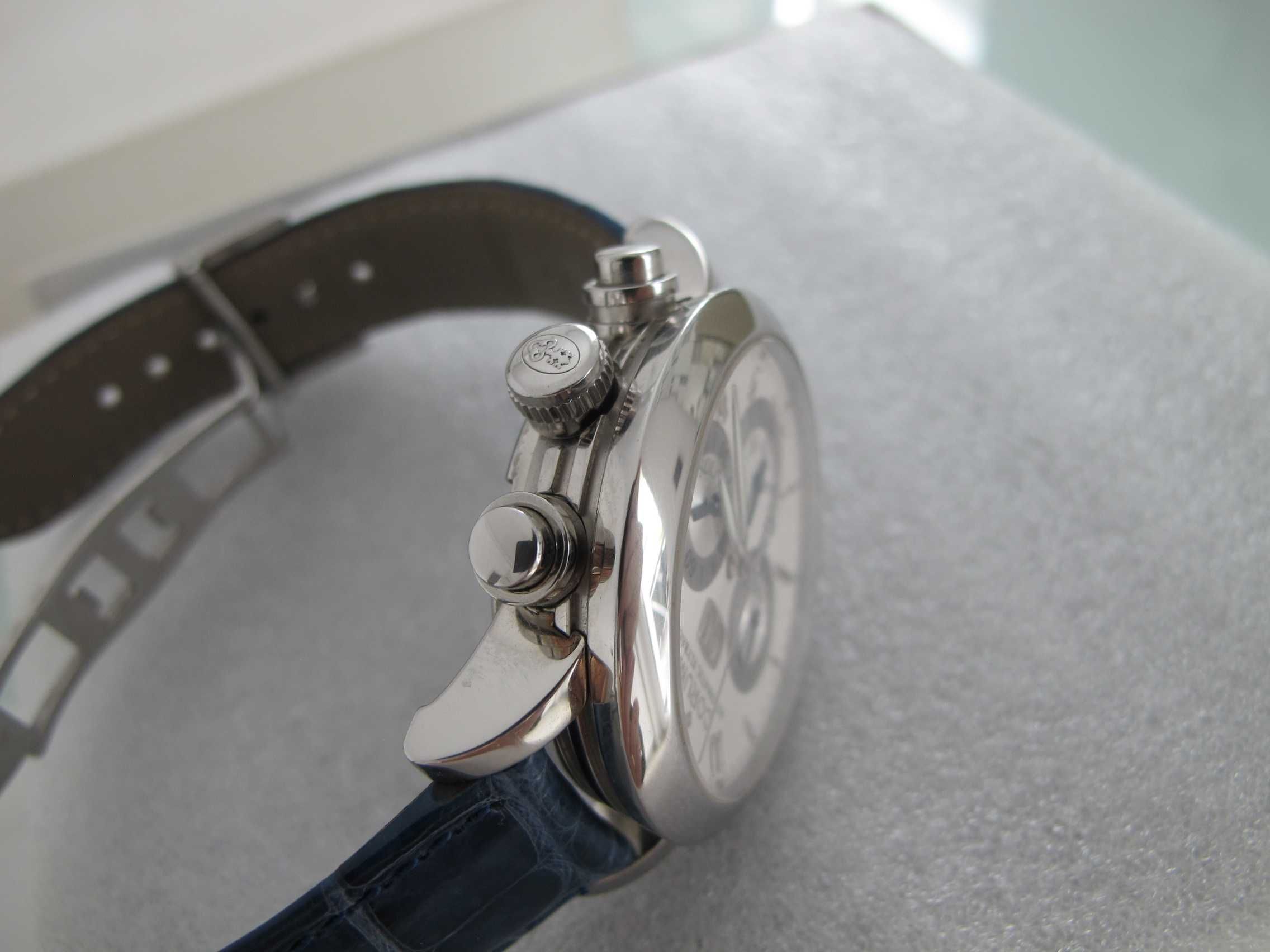 Corum Classical Flyback Chronograph , Limited Edition 500 buc