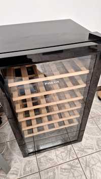 Хладилна витрина Finlux (ВИНАРНА) , 90 литра, Черен цвят