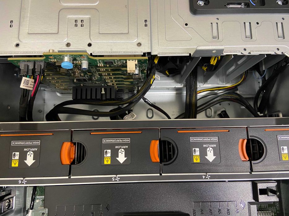 Dell T640 2*Xeon Gold 6150 36c/72t, 128GB DDR4, GPU, RAID сървър ML AI