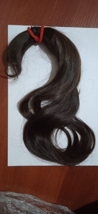 Волосы натуральные и искусственные новые,шиньон новый светлый