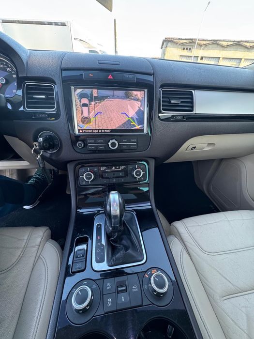 Volkswagen Touareg 3.0 TDI 245 cp 4x4  Camere 360