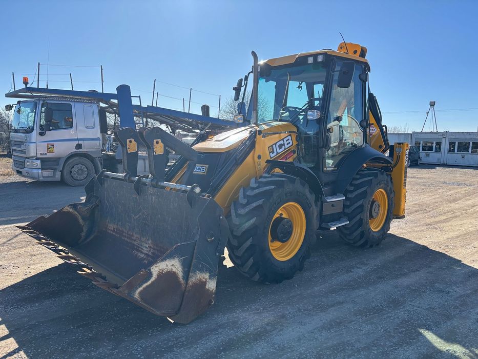JCB 4 CX PLUS, an 2023, 1200 ore, Joystick Primul proprietar