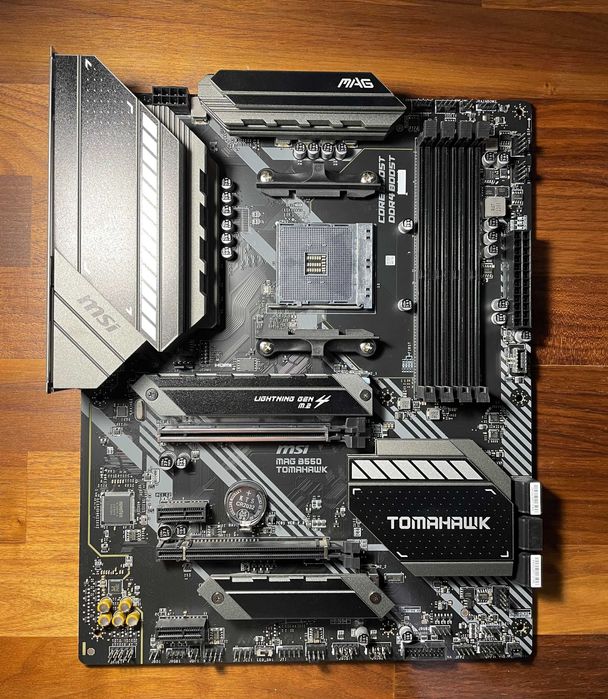 Дънна платка MSI B550 Tomahawk