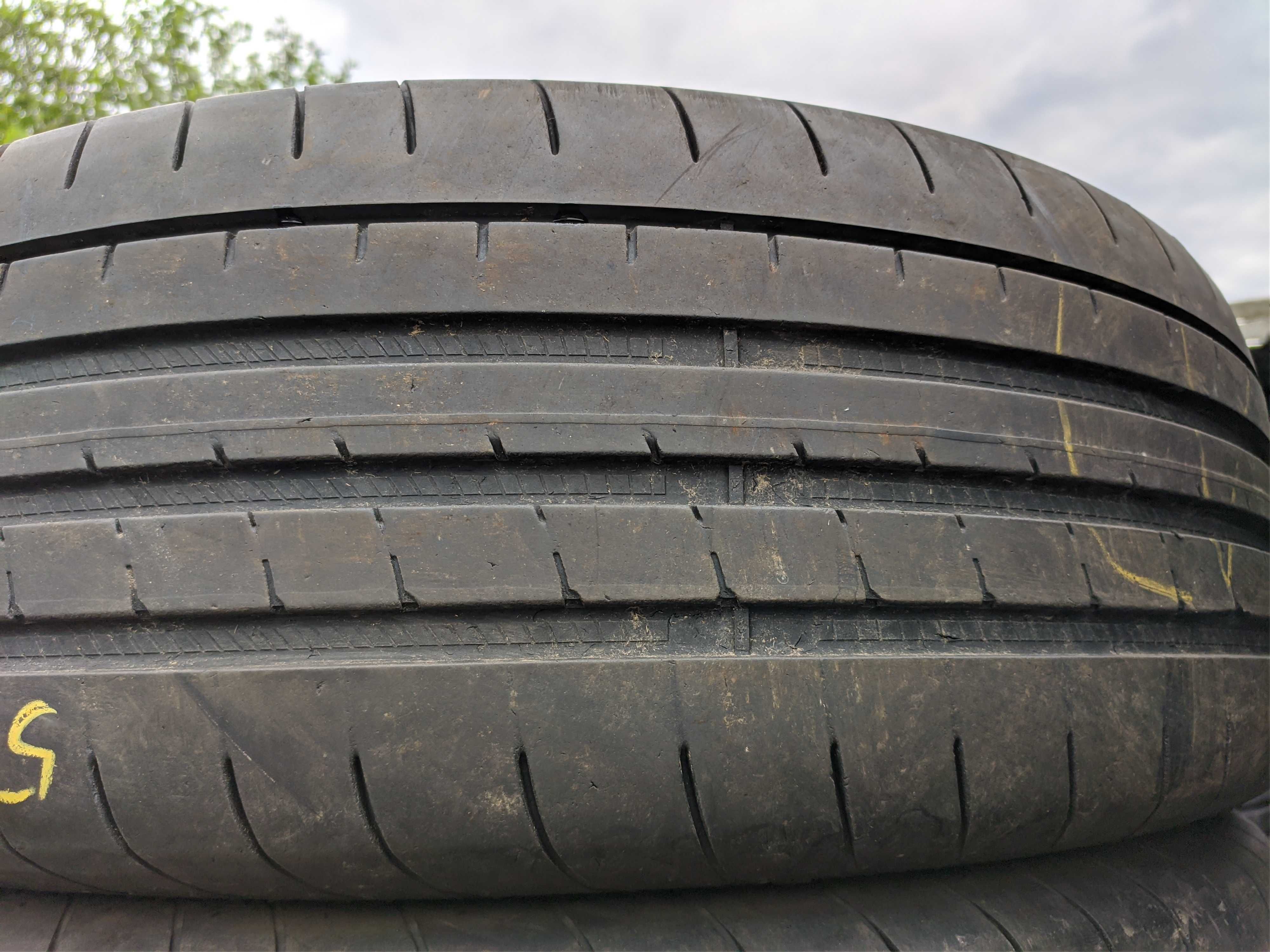 4бр Летни гуми 235 65 18 - Goodyear - DOT 2024