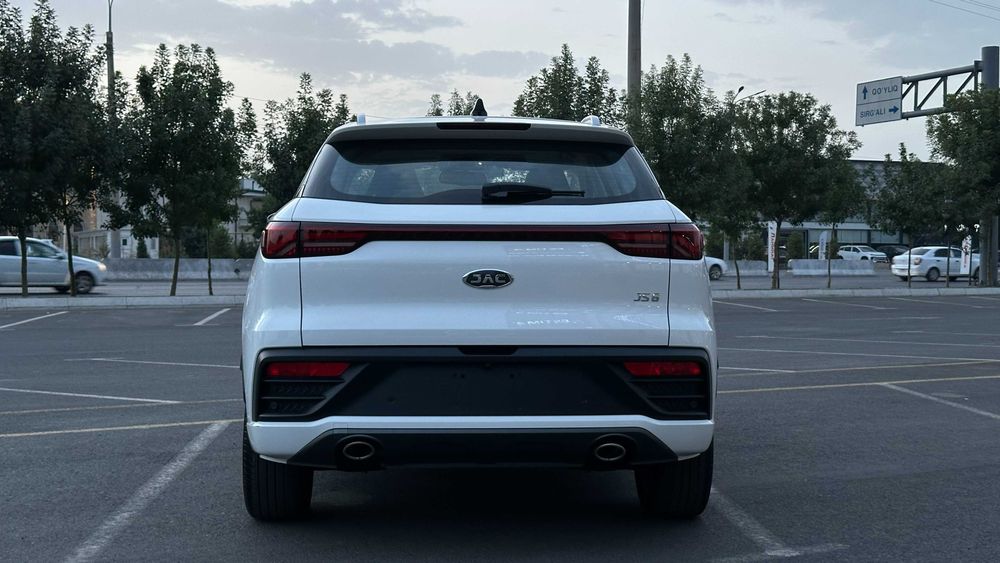 Jac Js 6 50millionlik chegirma asosida sotuvga tayyor