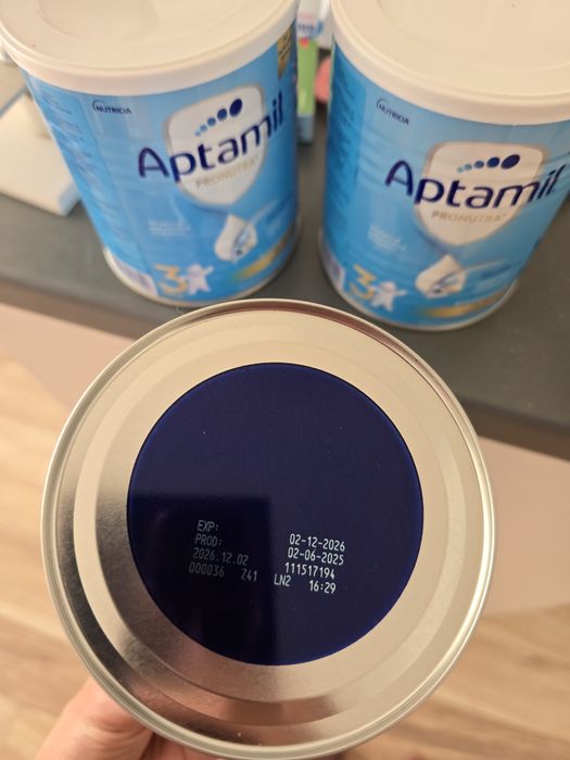 Адаптирано мляко Aptamil