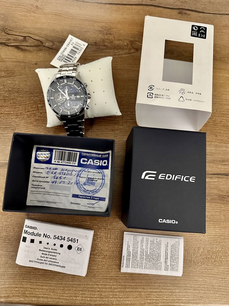 Наручные часы Casio Edifice EFR-556DB-2AVUEF