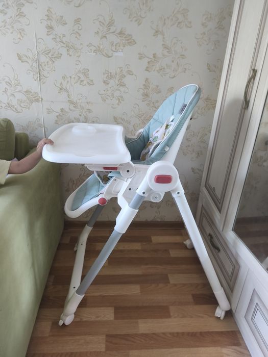 Стульчик для кормления ILovi Frutti