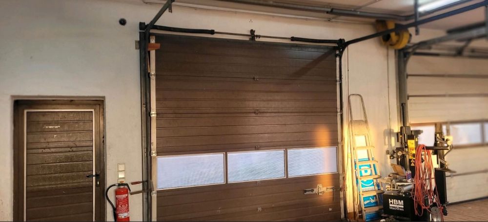 USA SECTIONALA INDUSTRIALA Hormann poarta garaj H 278 x L300  Garantie