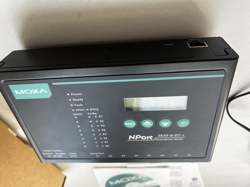 Moxa Nport 5650-8-DT-J