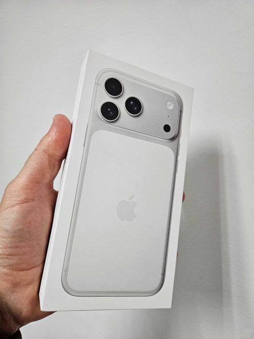 Iphone 17 Pro Max, 256Gb, neverlock, nou la cutie, Garantie 1 an.