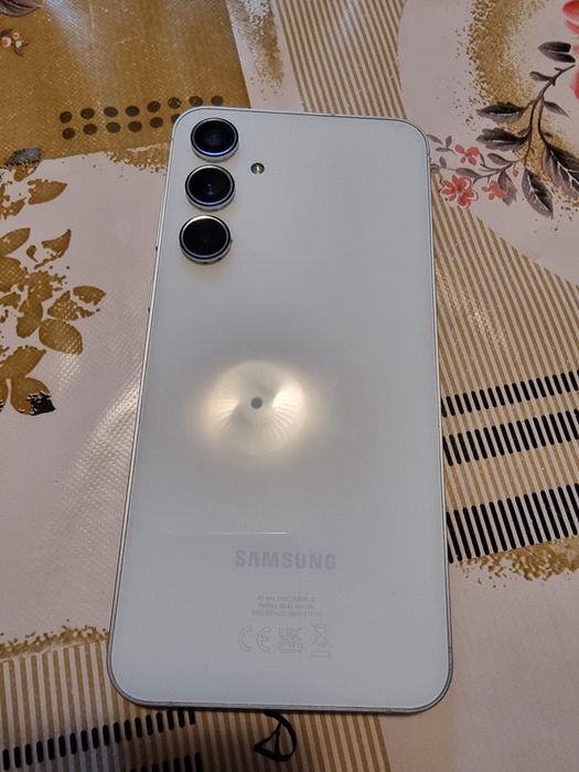 Vând A 55 5  G  256 GB 8 G