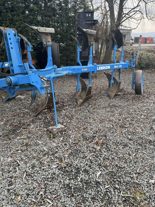 Plug  LEMKEN OPAL 3 brazde  REVERSIBIL Hidraulic