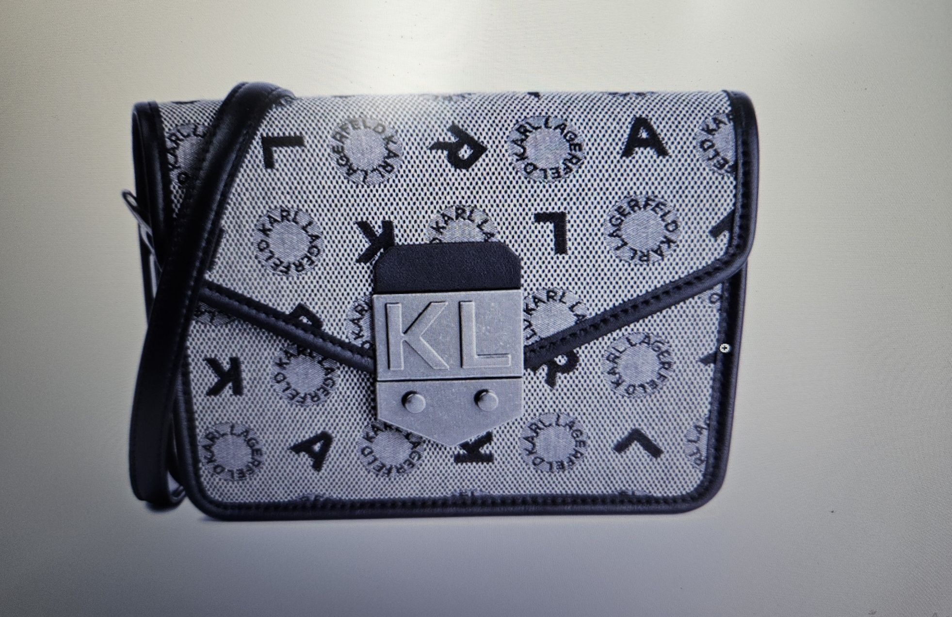Дамска чанта Karl Lagerfeld, нова