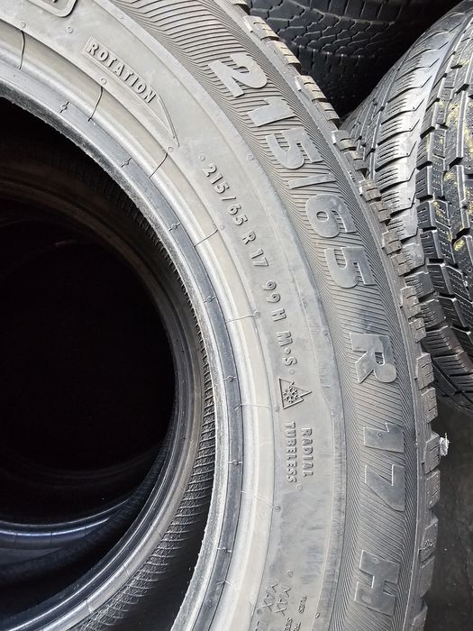 215 65 R 17 Semperit Iarna