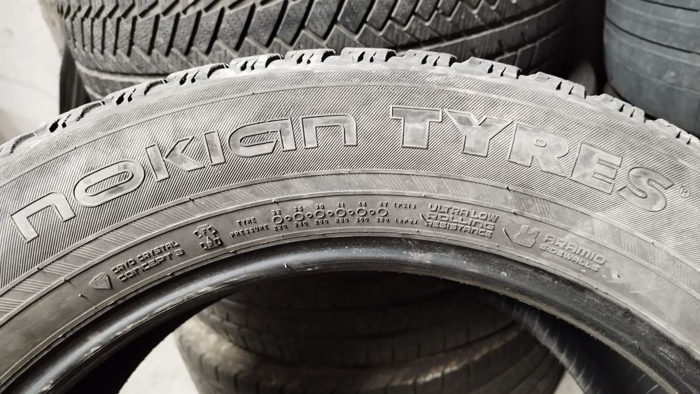 Nokian 275/50/20