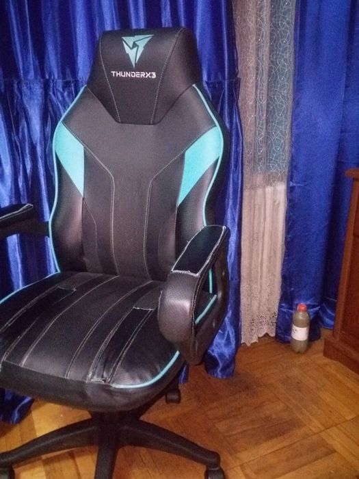 Кресло  офисное  б/у
