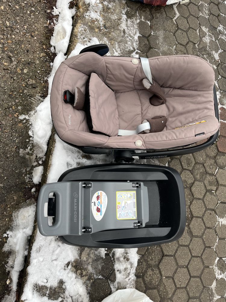Детско столче за кола Maxi Cosi Pebble + основа