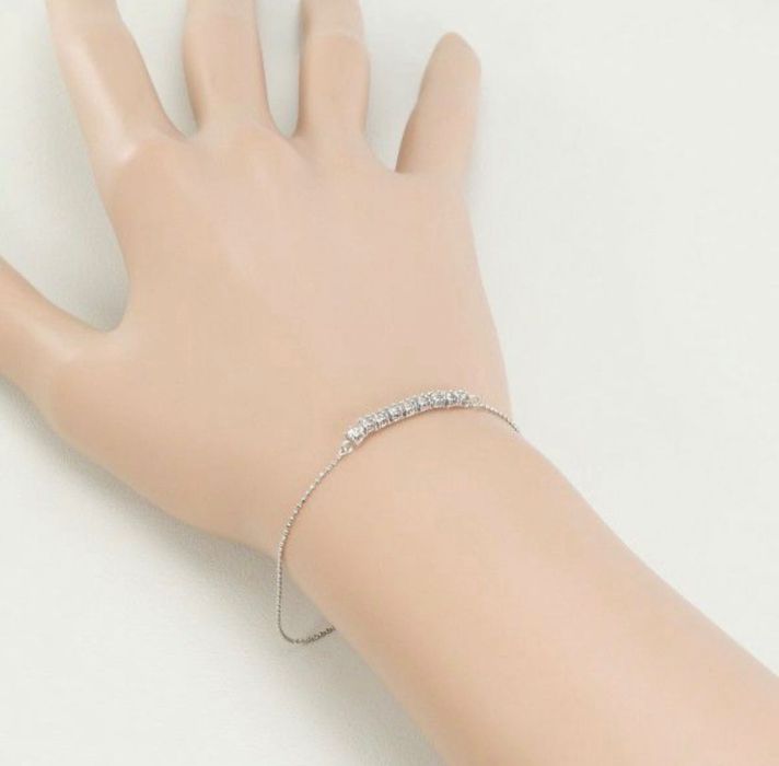 Brătară din platina cu diamante naturale de 0,30 ct