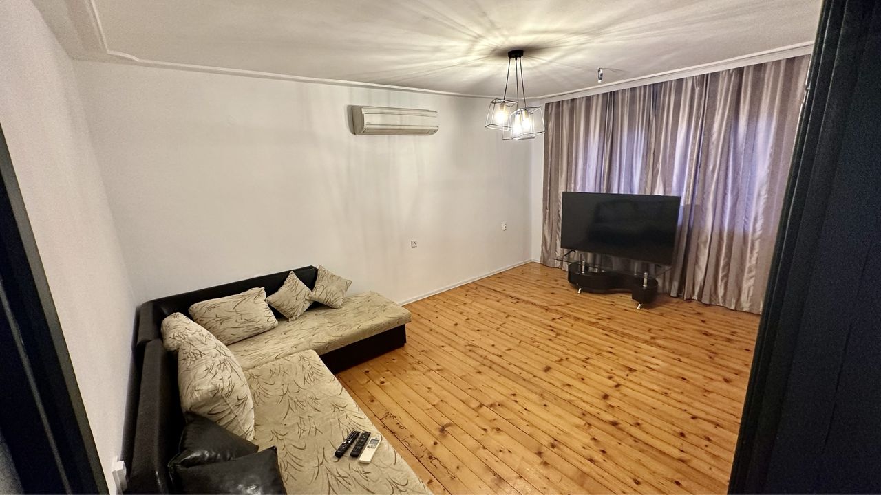Дава се под наем Многостаен апартамент в Хасково, Воеводски - 130 кв.м за 255 € - Снимка #4