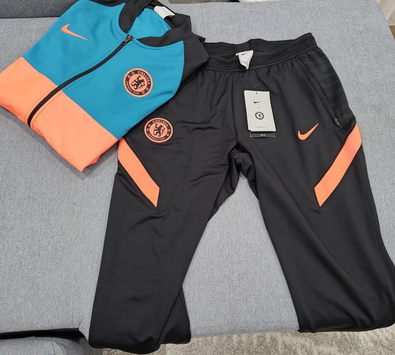 Горница и анцуг на Челси