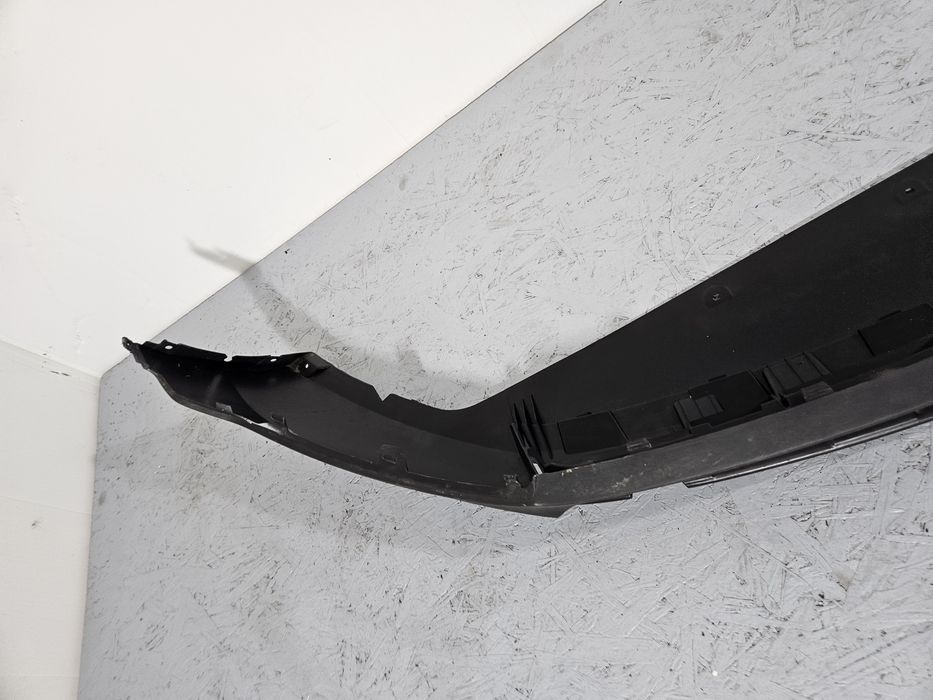 Предна броня VOLVO XC40 2017- Спойлер дифузьор