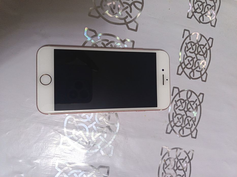 Айфон 7 в идеальном состоянии