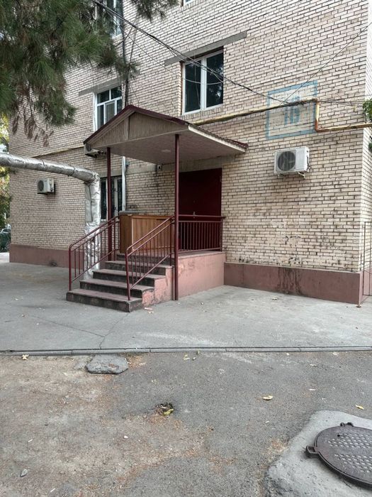 Продаётся Не Жилое Помещения ШайхонТохурский Район Ор-р Лабзак Ц13