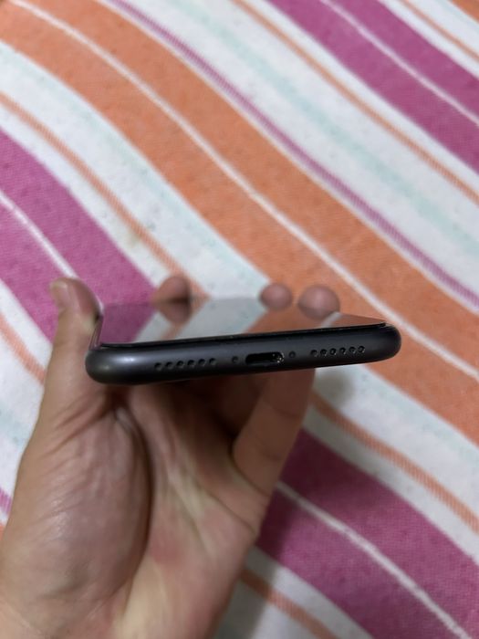 Айфон 11 в отличном состоянии