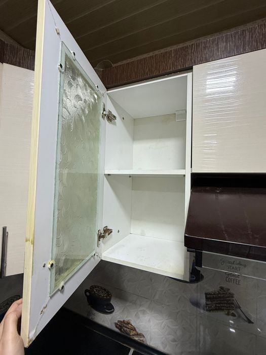 Oshxona mebeli sotiladi!