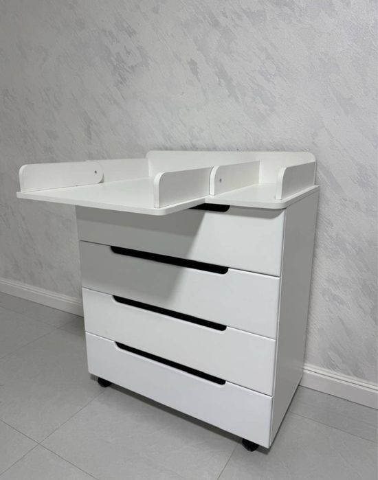 "Модерн Люкс Комод 4: стильное и удобное хранение для вашего дома"