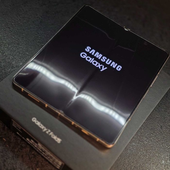 Samsung Z Fold 5 512gb RAM12gb