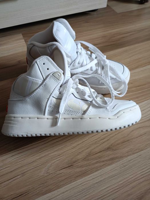 Сникърси ellesse, н 35.5, цена 60 лв