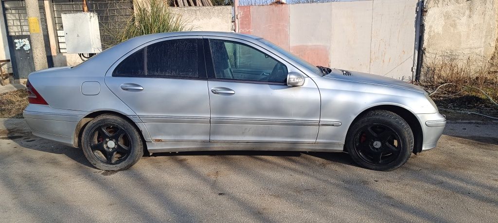 Mercedes c220/Мерцедес w203